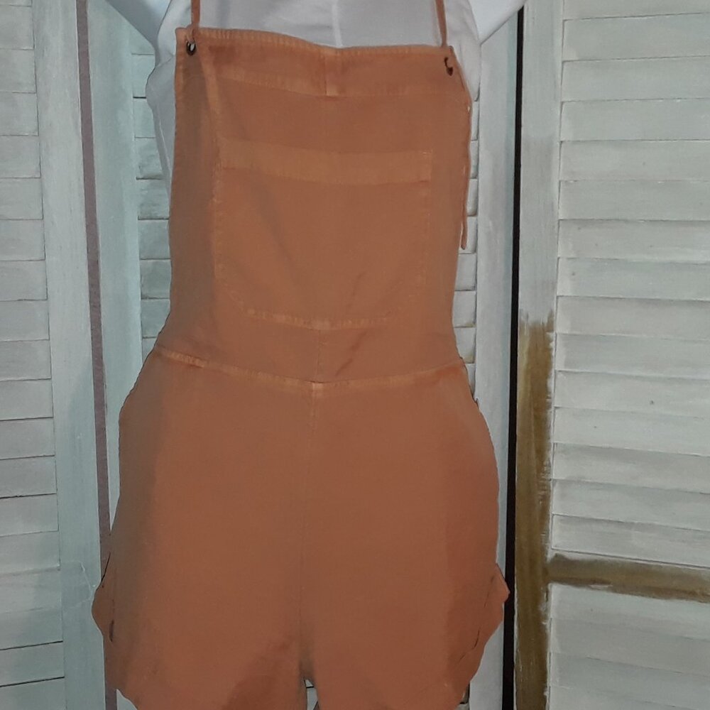 BillaBong Bibbed Shorts
